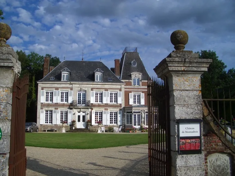 Château de Montaubois à Signy-l'Abbaye, Ardennes (08)
