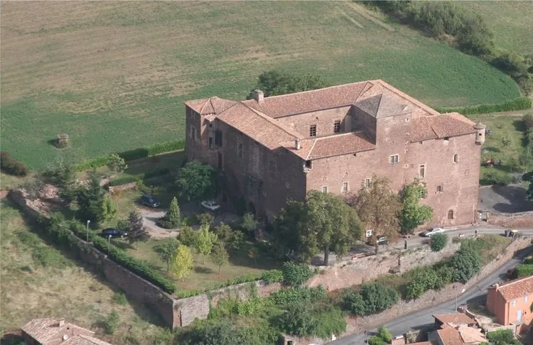 Château de Saint Izaire à Saint-Izaire, Aveyron (12)