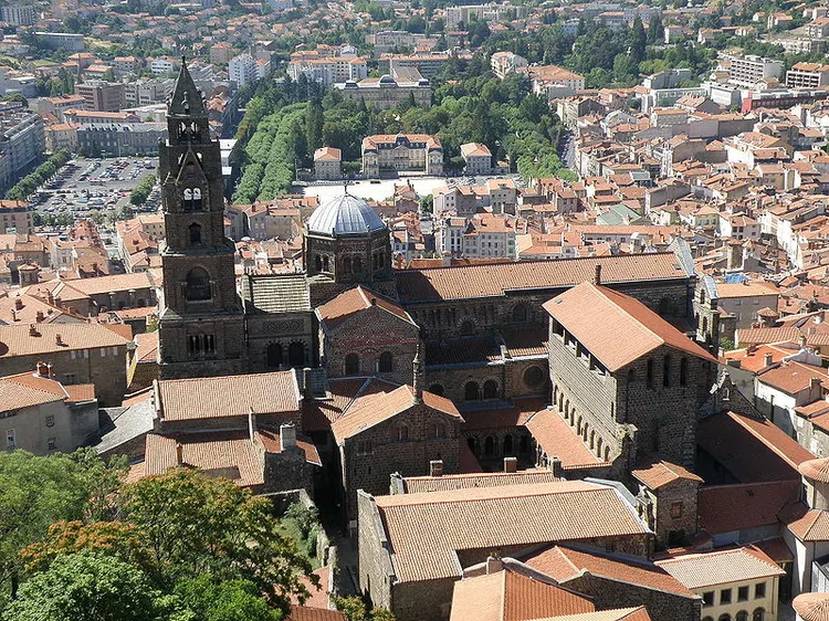 Cloître de la Cathédrale du Puy-en-Velay à Le Puy-en-Velay, Haute-Loire (43)