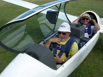 Vols en biplace, pour découvrir les joies du pilotage!