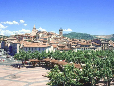 Cours Foch à Aubagne, Bouches-du-Rhône (13)
