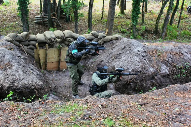 Commando Paintball à Parentis-en-Born, Landes (40)