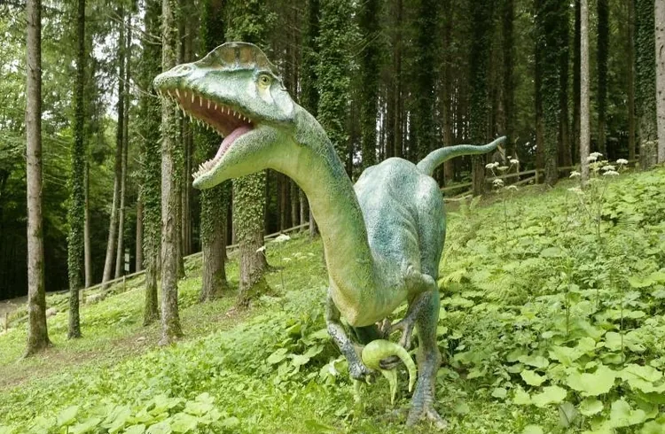 Dino-Zoo à Charbonnières-les-Sapins, Doubs (25)