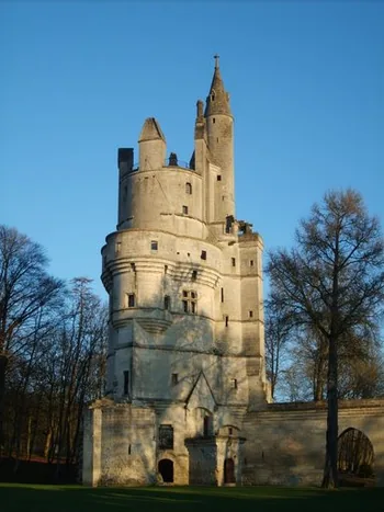 Donjon de Septmonts à Septmonts, Aisne (02)