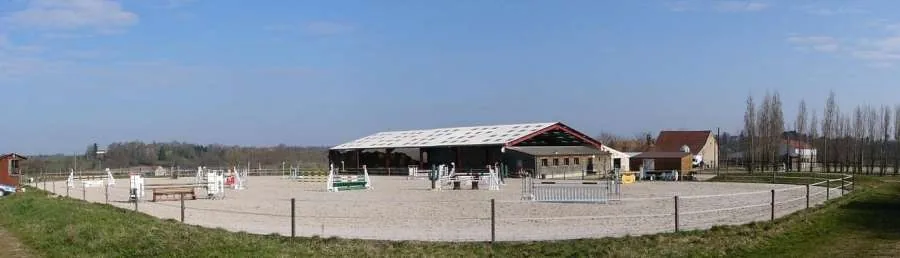 Domaine Équestre de la Rivière à Saint-Didier-la-Forêt, Allier (03)
