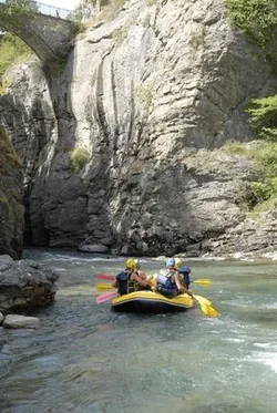 Eau Vive Passion - An Rafting à Méolans-Revel, Alpes-de-Haute-Provence (04)