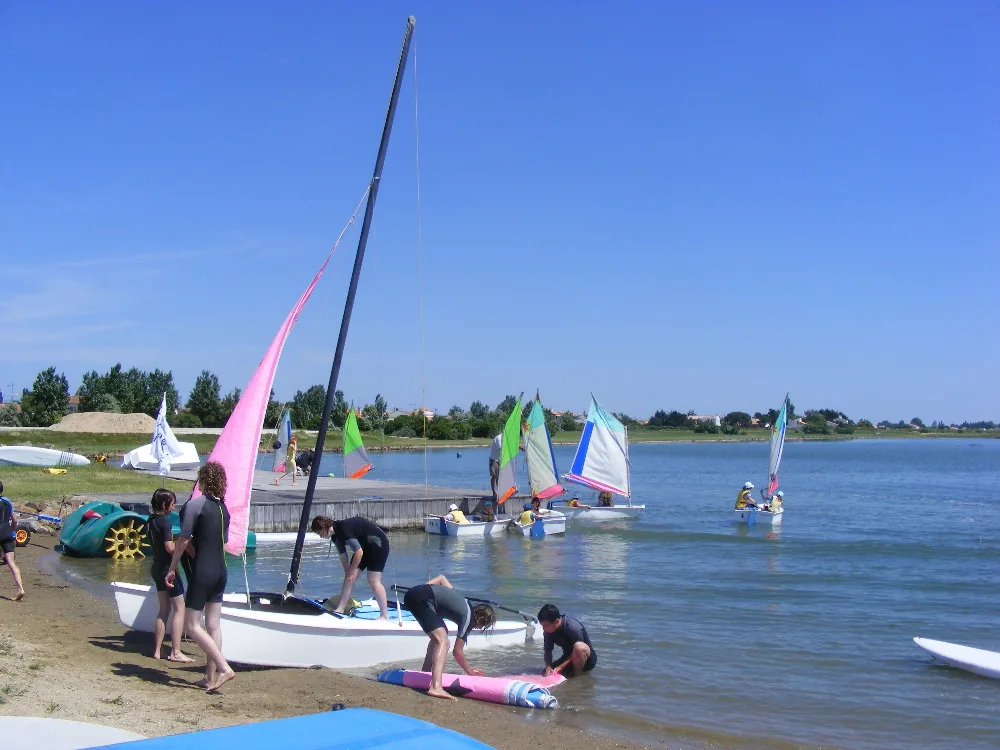 Ecole Municipale de Voile de l'Aiguillon sur Mer à L'Aiguillon-sur-Mer, Vendee (85)