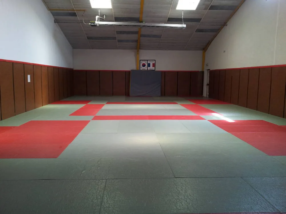 Salle d'entraînement (kwoon) : dojo 2 du Gymnase Ferrari