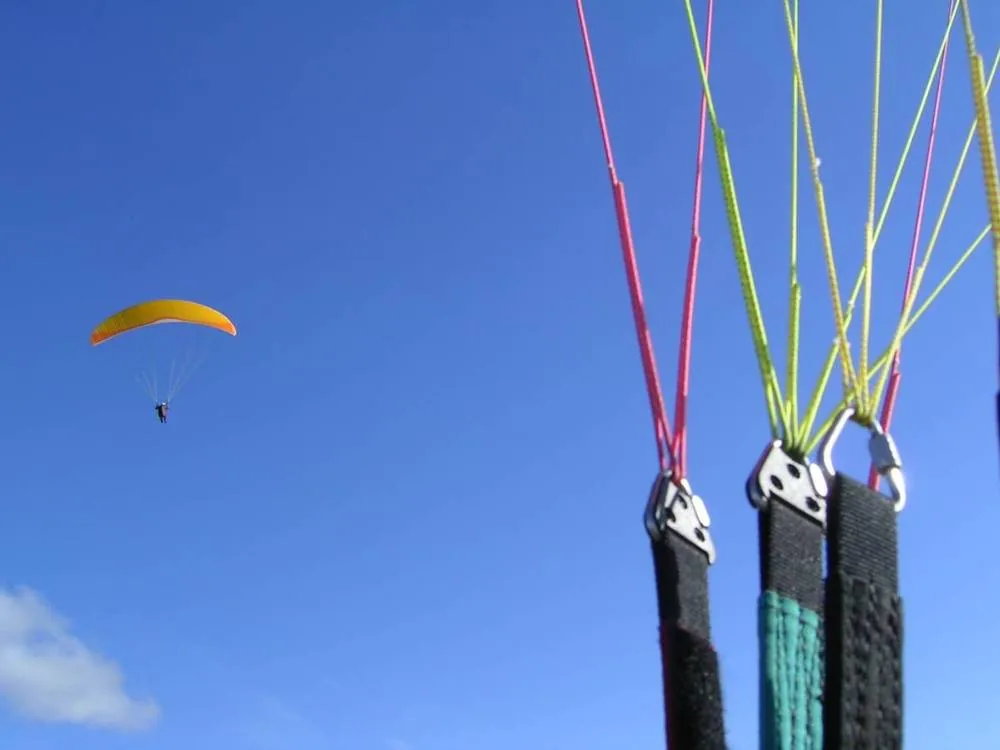Ecole de Parapente du Ménez-Hom à Plomodiern, Finistère (29)