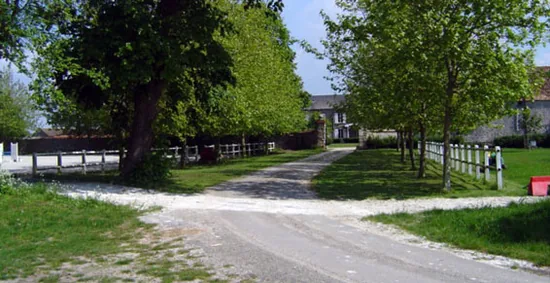 Ecurie du Chesne Chateau à Sainville, Eure-et-Loir (28)