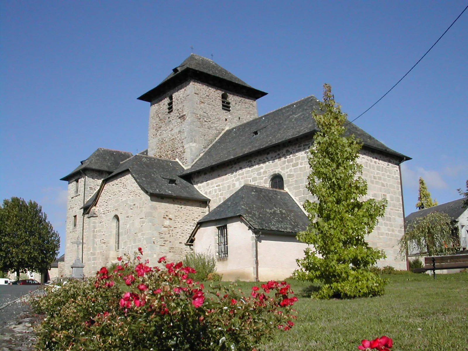 Eglise à Lagraulière, Corrèze (19)