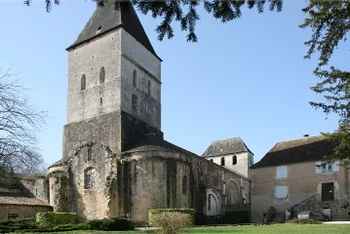 Eglise Abbatiale à Tourtoirac, Dordogne (24)