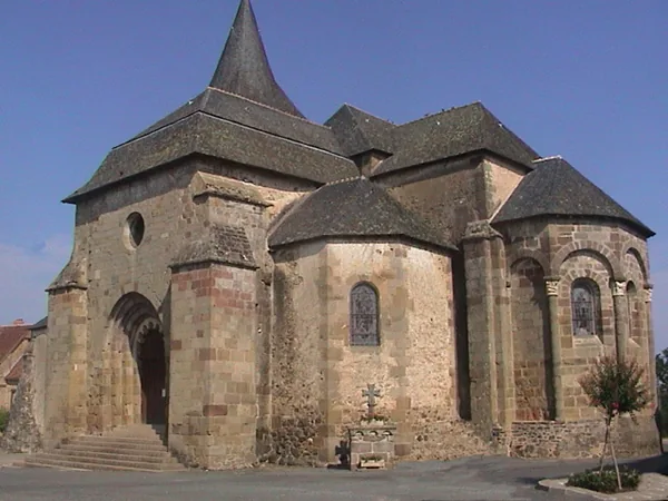 Eglise Saint-Etienne à Lubersac, Corrèze (19)