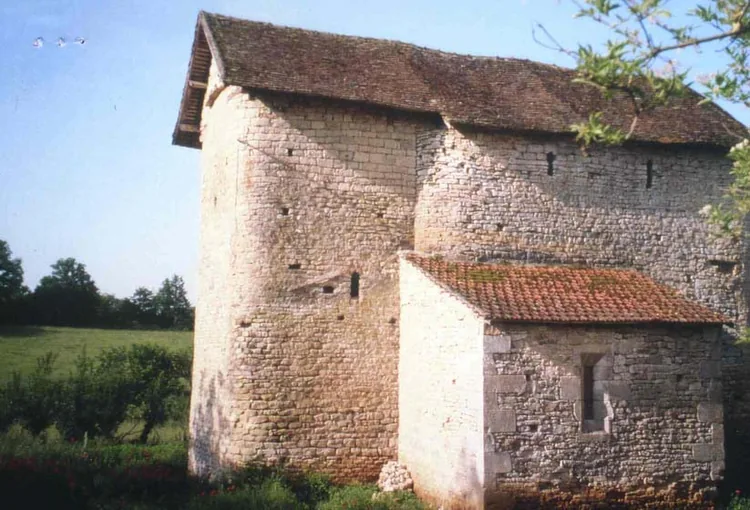 Église Pré-Romane de Toulongergues à Villeneuve, Aveyron (12)