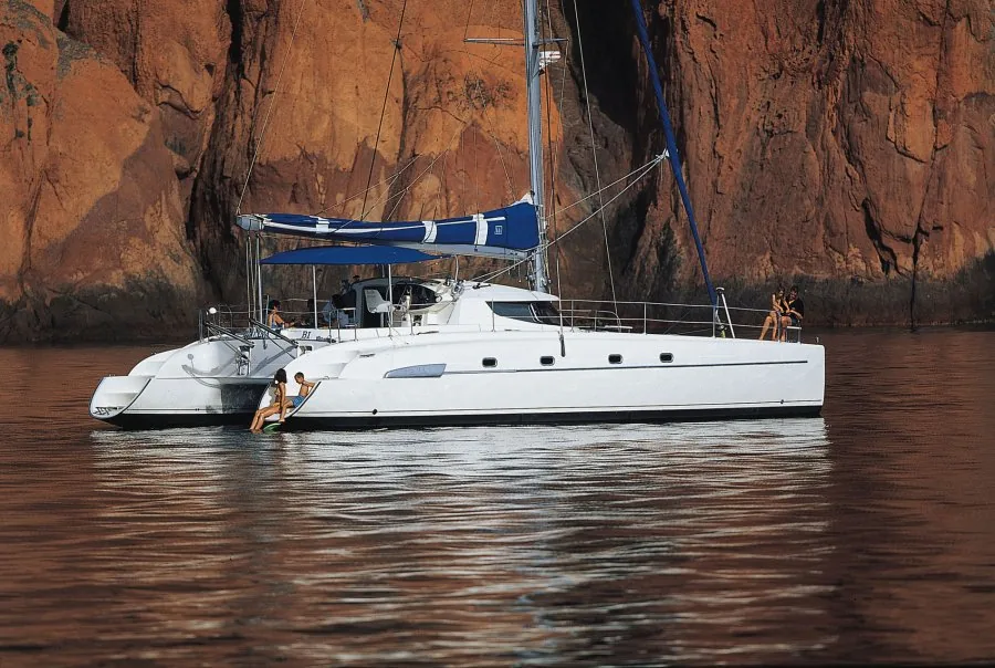 Elea Yachting à Marseille, Bouches-du-Rhône (13)