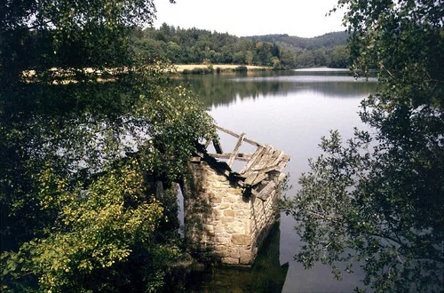Etang de Meyrignac à Meyrignac-l'Église, Corrèze (19)