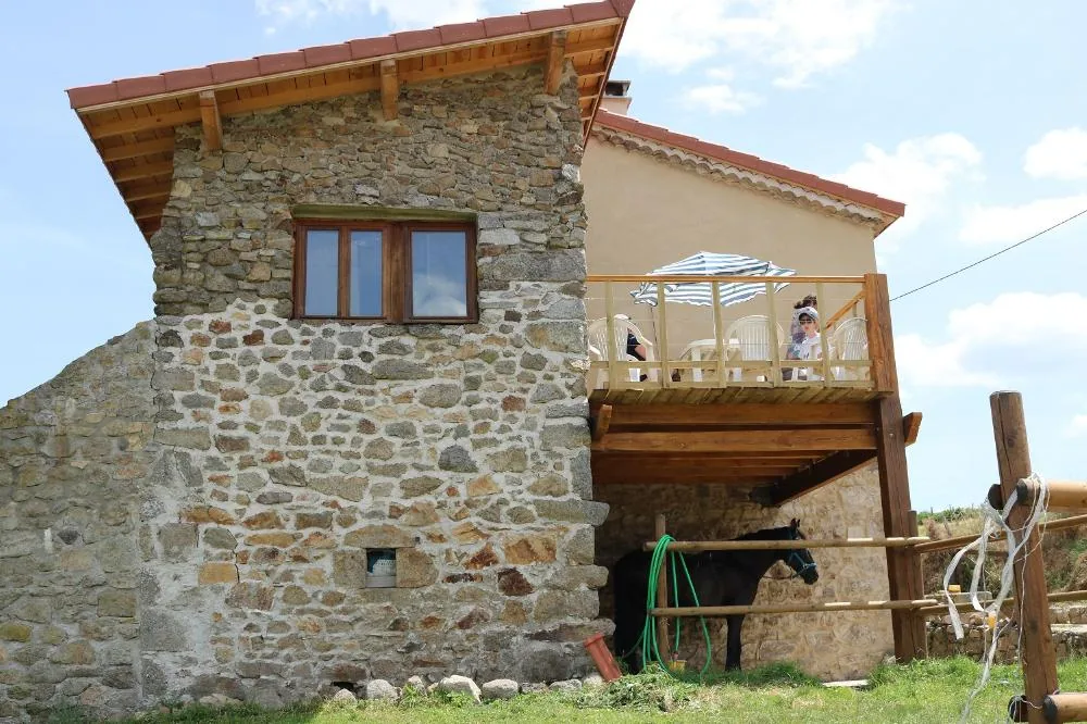 Ferme Equestre & Pédagogique de Chantaigut à Ceilloux, Puy-de-Dôme (63)