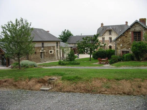 Ferme du Loterot à Cahagnes, Calvados (14)