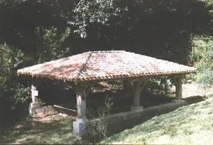Fontaine aux 100 marches à Montfort-en-Chalosse, Landes (40)