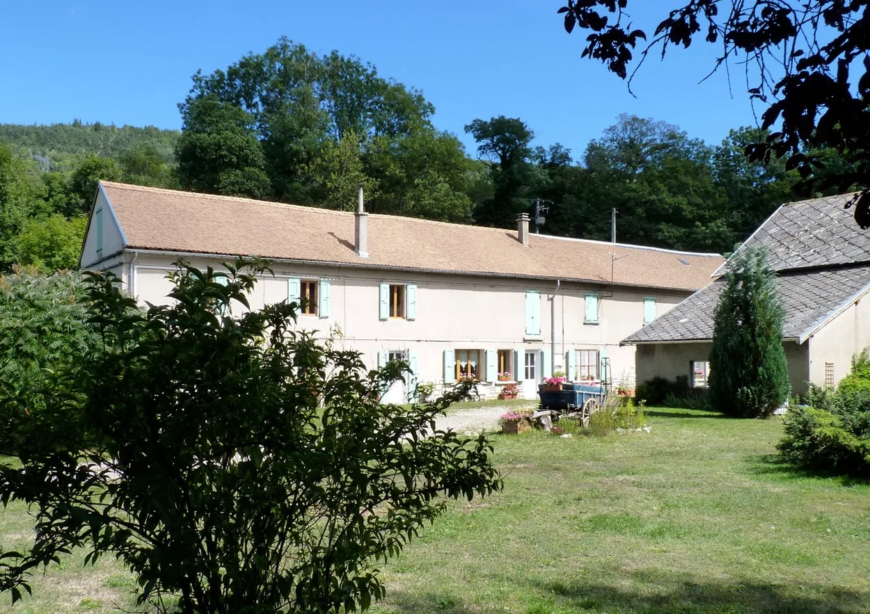 Gîte de la Pierre Percée à La Motte-d'Aveillans, Isère (38)