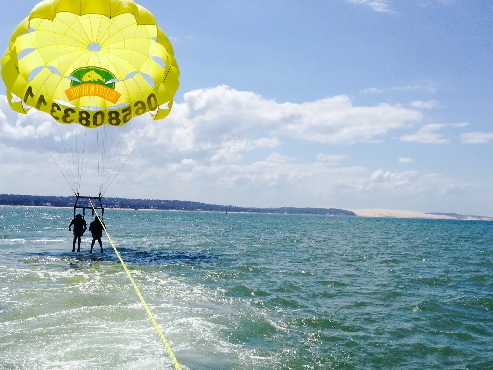 Glisse en Herbe à Lège-Cap-Ferret, Gironde (33)