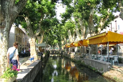 Goudargues, Village de Caractère à Goudargues, Gard (30)