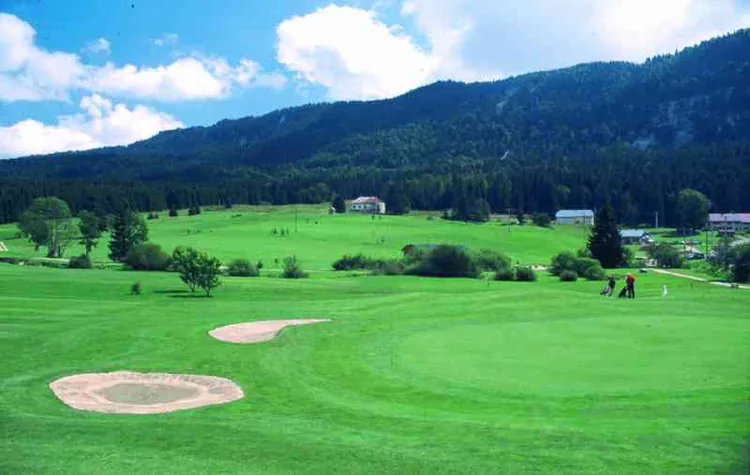 Golf de la Valserine à Mijoux, Ain (01)