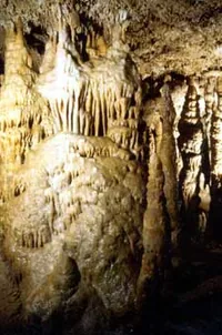 Grotte de Lastournelle à Sainte-Colombe-de-Villeneuve, Lot-et-Garonne (47)