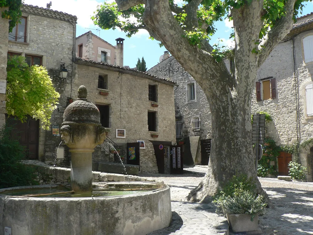 Haute-Ville à Vaison-la-Romaine, Vaucluse (84)