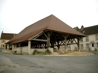 Halle aux Grains à Fère-en-Tardenois, Aisne (02)