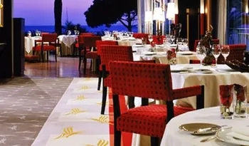 Hotel Martinez Restaurant la Palme d'Or à Cannes, Alpes-Maritimes (06)