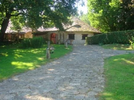 Hotel Restaurant Village Gaulois Logis de France ** à Verdun, Meuse (55)