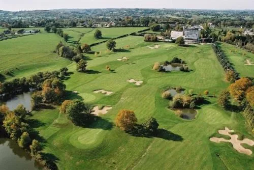 Hôtel les Dryades Golf et Spa à Pouligny-Notre-Dame, Indre (36)