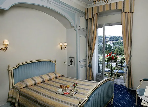HÔTEL GALLIA LONDRES à Lourdes, Hautes-Pyrénées (65)
