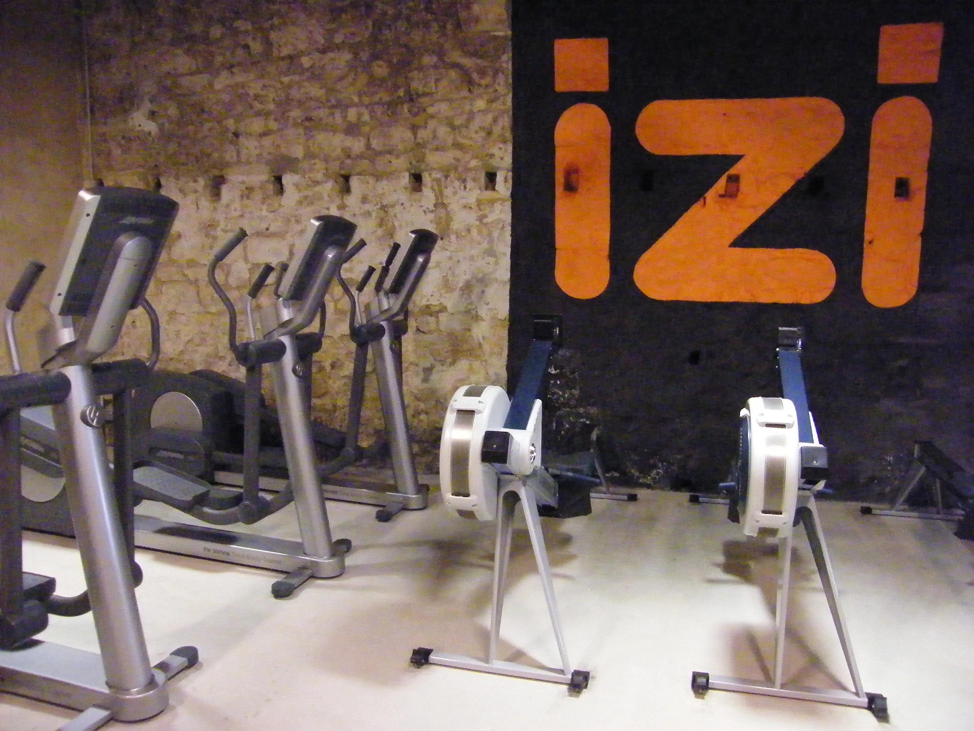 Izi Fit Club de Forme à Bordeaux, Gironde (33)