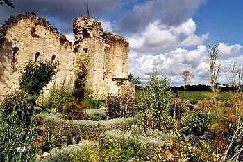 Jardin de la Commanderie de Sallebruneau à Frontenac, Gironde (33)