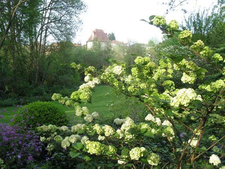 Jardin de Liliane à Saint-Laurent-sur-Gorre, Haute-Vienne (87)
