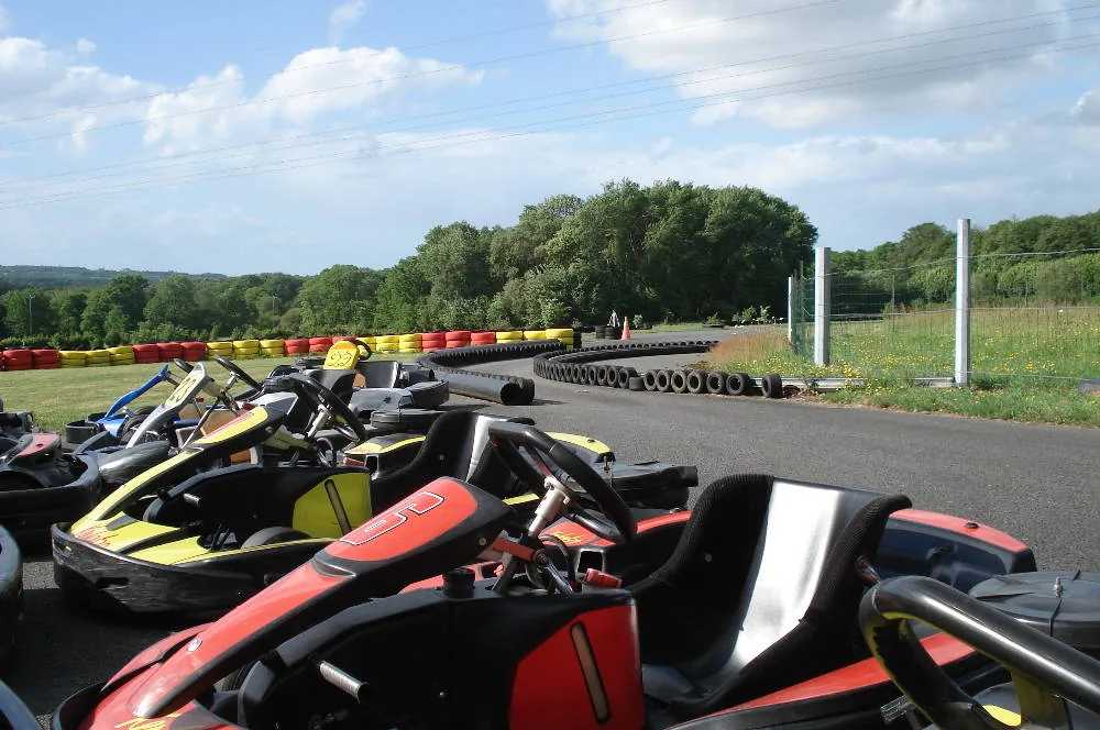 Karting de Kerlabo Circuit du Leff à Cohiniac, Côtes-d'Armor (22)