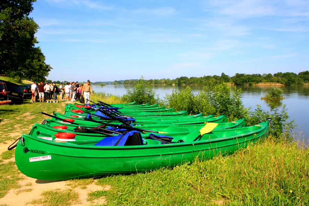 Encadrement Canoes kayaks groupe depuis La Chapelle Aux Naux