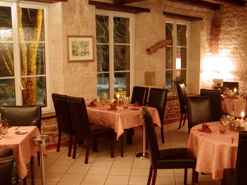 L'AUBERGE DE LA ROUSSILLE à Niort, Deux-Sèvres (79)