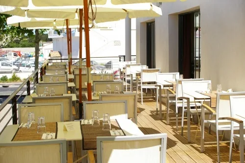 L'opus à Venelles, Bouches-du-Rhône (13)