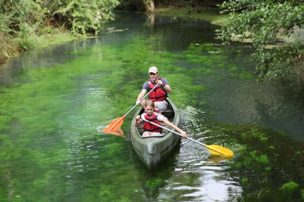 La Riviere de Chauvignac à Chenac-Saint-Seurin-d'Uzet, Charente-Maritime (17)