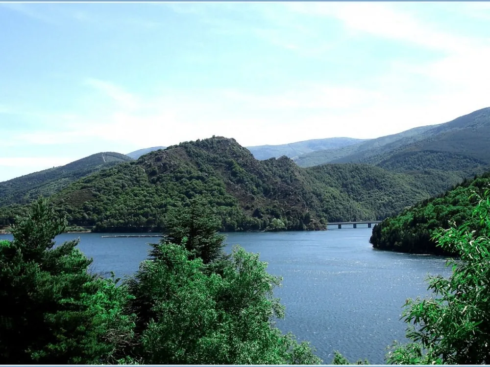 Lac de Villefort à Villefort, Lozère (48)