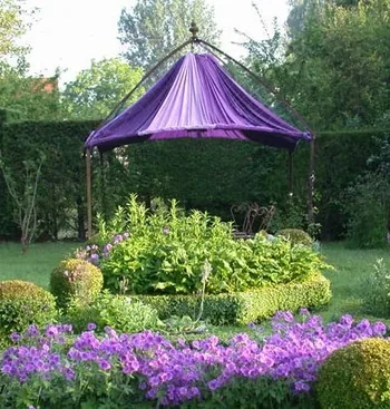 Le jardin de la Ferme Bleue à Uttenhoffen, Bas-Rhin (67)