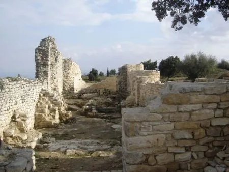 Le Camp de César à Laudun-l'Ardoise, Gard (30)