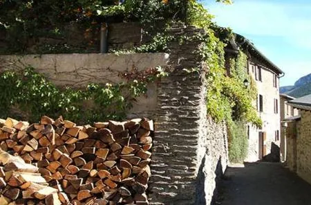 Le Presbytère à Nohèdes, Pyrénées-Orientales (66)