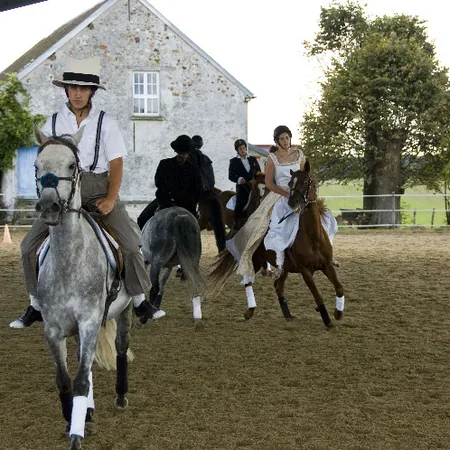 Les Tcuries des Chenes à Le Vézier, Marne (51)