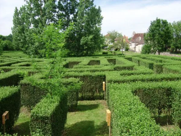 Le Minotaure - Labyrinthe à Lavergne, Lot (46)