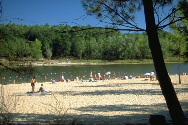Les Lacs du Moulin Blanc à Saint-Christoly-de-Blaye, Gironde (33)