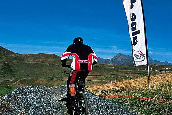 Les Villages des 2 Alpes en Vélo Électrique